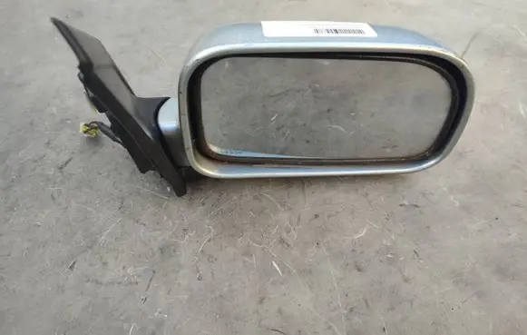 Mitsubishi Space Wagon Front door electric wing mirror E201821