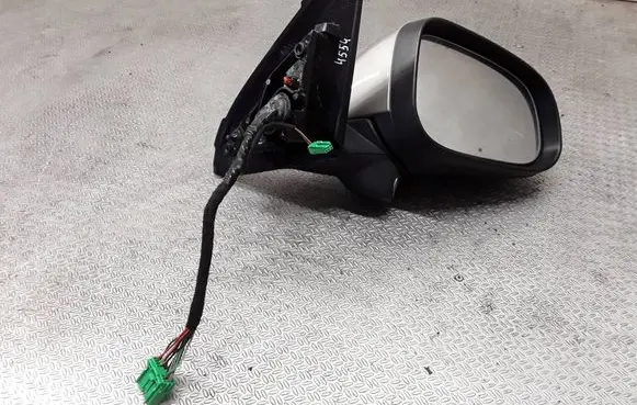Volvo V60 Front door electric wing mirror 3304808 31352474