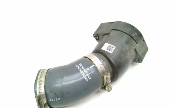 Volkswagen T-Roc Intercooler hose/pipe 05L145828D