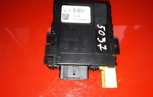 Volkswagen PASSAT B6 Steering angle sensor 3C0953549M 05113851