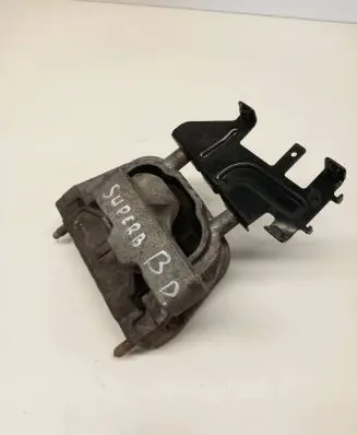 Skoda Superb B6 (3T) Engine mount bracket 1K0199262CB