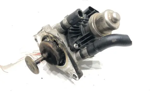 BMW 5 G30 G31 G38 EGR valve 8513132