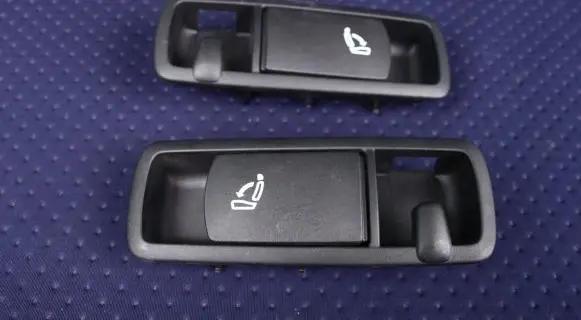 Volkswagen Beetle A5 Other interior part 8P7885694 8P7885693