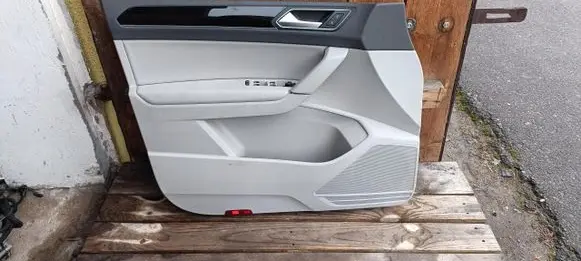 Front door card panel trim