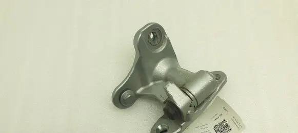 Mercedes-Benz A W176 Rear door lower hinge