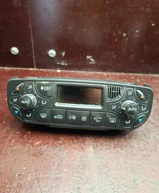 Mercedes-Benz CLK A209 C209 Climate control unit 2098300285