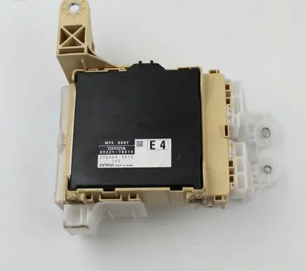 Lexus NX Central body control module 8273078020 23800078010