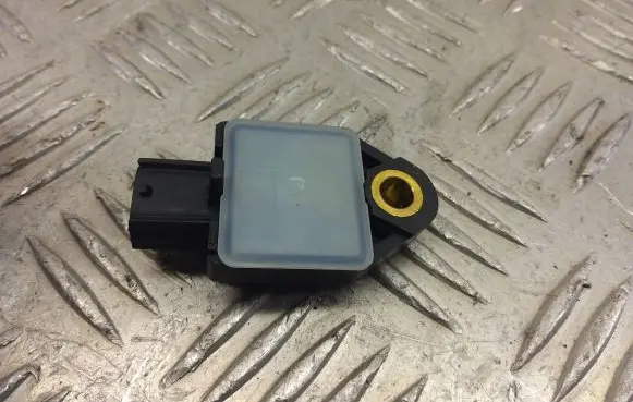 Hyundai i30 Airbag deployment crash/impact sensor 95920-A6000