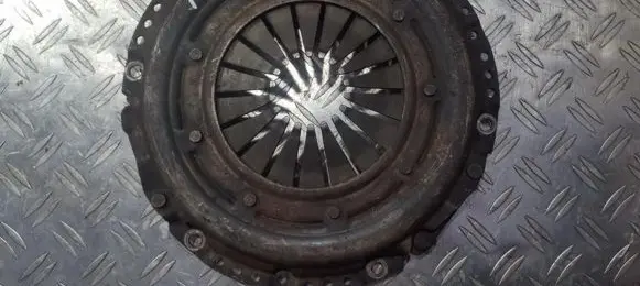 Ford Mondeo MK II Pressure plate 