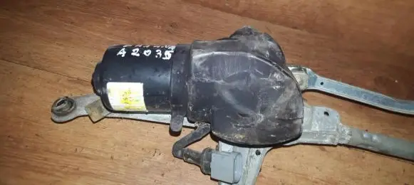 Renault Laguna I Wiper motor 5554102