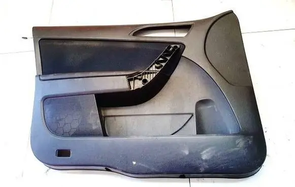 Skoda Yeti (5L) Front door card panel trim 5l1867011