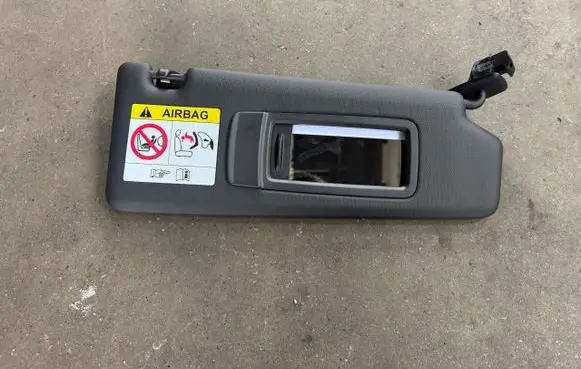 BMW 5 F10 F11 Sun visor 9501364