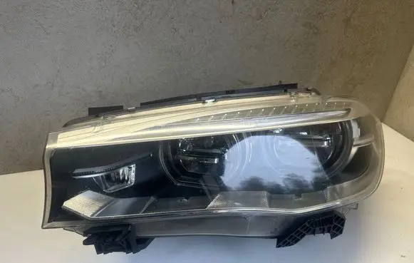 Headlight/headlamp