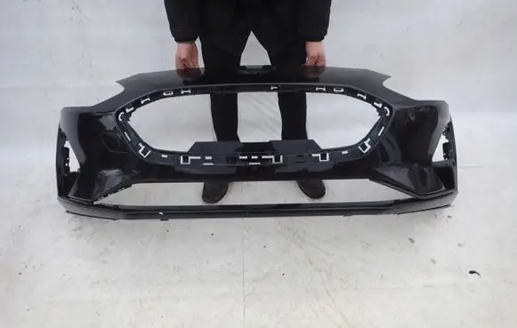 Ford Focus Front bumper JX7B17757A