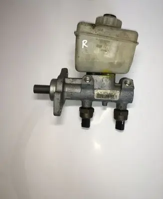 Mercedes-Benz ML W163 Master brake cylinder 26212502223 26051383041 10052288211