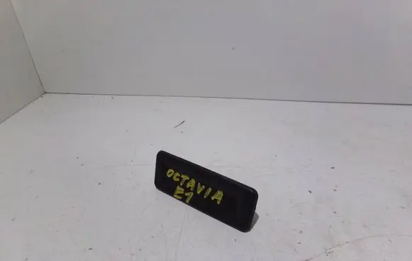 Skoda Octavia Mk2 (1Z) Tailgate/trunk/boot exterior handle 1Z0827574B