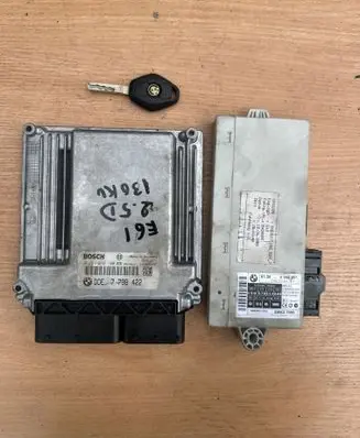 Engine ECU kit and lock set