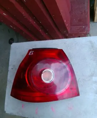 Volkswagen Golf V Rear/tail lights 1K6945095G