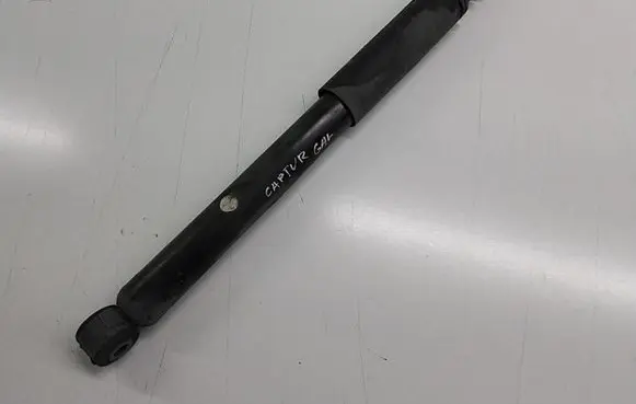 Renault Captur Rear shock absorber/damper 562105955R