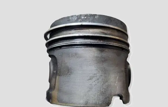 BMW 1 E81 E87 Piston N47