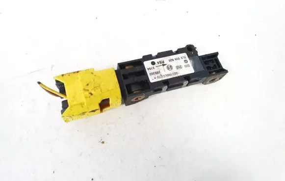 Porsche Cayenne (9PA) Airbag deployment crash/impact sensor 7l0909606 280303