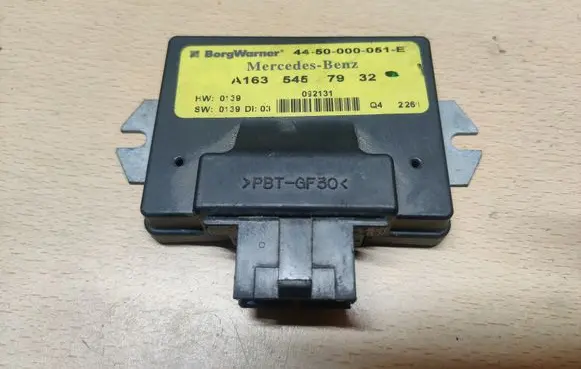 Mercedes-Benz ML W163 Transfer box differential control unit A1635457932