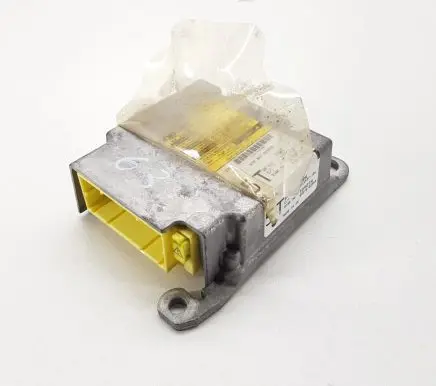 Toyota Auris 150 Airbag control unit/module 215537106 8917002560