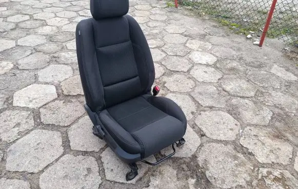 Ford Mustang V Front passenger seat 