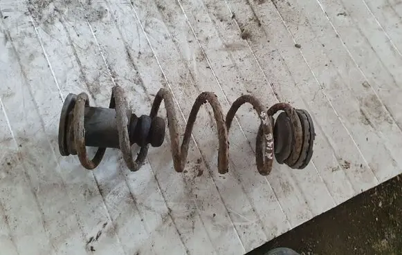 Toyota Corolla Verso E121 Rear coil spring NOCODE
