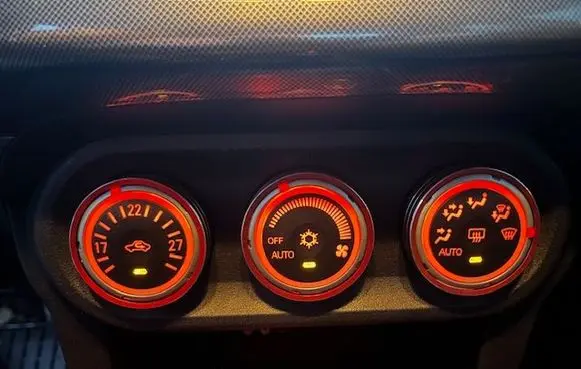 Mitsubishi Lancer VIII Air conditioning/heating control unit 