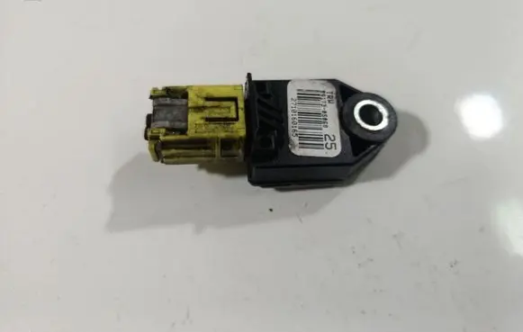 Toyota Avensis T270 Airbag deployment crash/impact sensor 8917305060