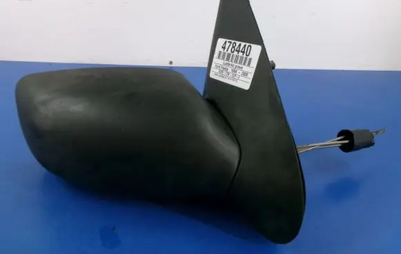Ford Fiesta Front door electric wing mirror