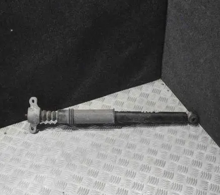 Peugeot 308 Rear shock absorber/damper 9889
