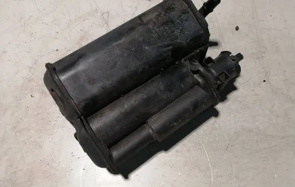 Mercedes-Benz C W204 Active carbon filter fuel vapour canister 2034700659 0004700259