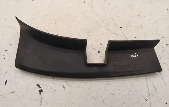 Skoda Octavia Mk3 (5E) Rear/tail light trim molding 5E9945311 00133807 00164706