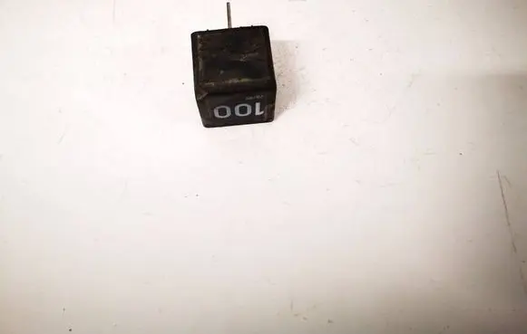 Seat Ibiza IV (6J,6P) Other relay M0951253A 7M0951253A