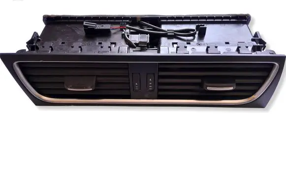Audi A5 Sportback 8TA Dash center air vent grill 8T1820951C