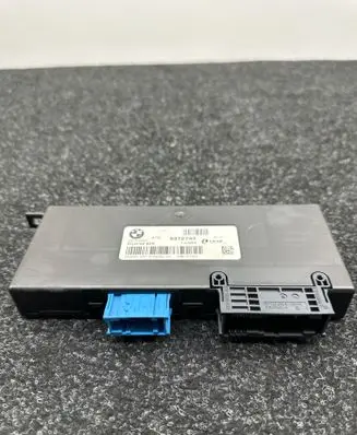 BMW 5 F10 F11 Gateway control module 9372743 143063 2708255