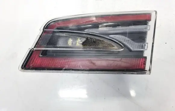 Tesla Model S Tailgate rear/tail lights 600592400E