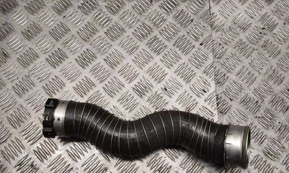 BMW 3 E90 E91 Intercooler hose/pipe 