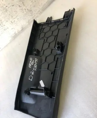 Seat Arona (B) pillar trim (bottom) 6f0867240a