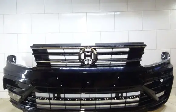 Volkswagen Tiguan Front bumper 5NA