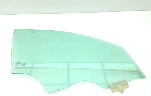 KIA Optima Front door window glass four-door