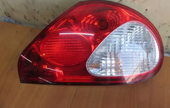 Jaguar X-Type Tail light part