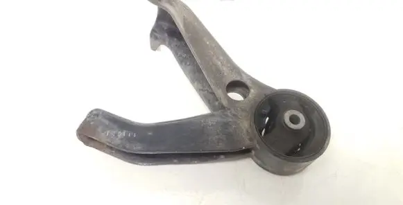 Mitsubishi ASX Gearbox mounting bracket MN104060