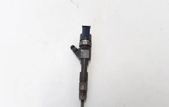 Fuel injector