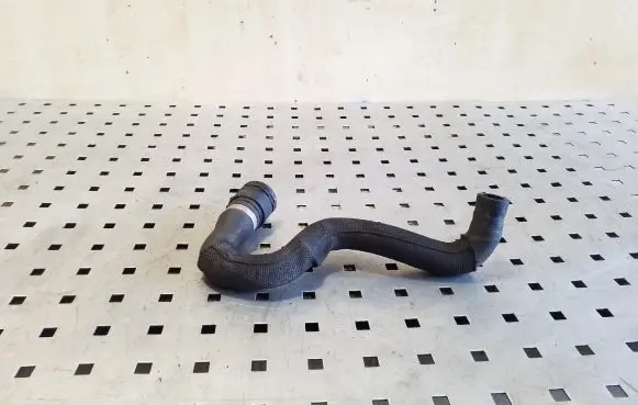 Volvo XC70 Engine coolant pipe/hose