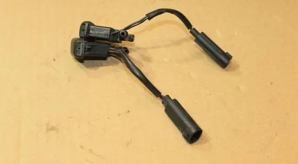 BMW X5 E53 Windshield washer spray nozzle 7110851