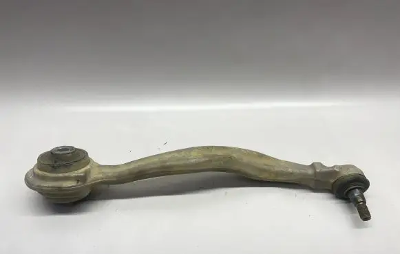 Mercedes-Benz C W204 Front lower control arm/wishbone 20422