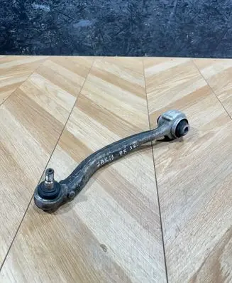 Mercedes-Benz C W204 Front lower control arm/wishbone 